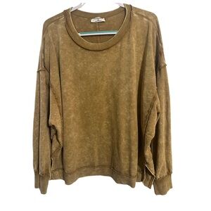 Zenana Outfitters Tan Oversized Long Sleeve Sweatshirt